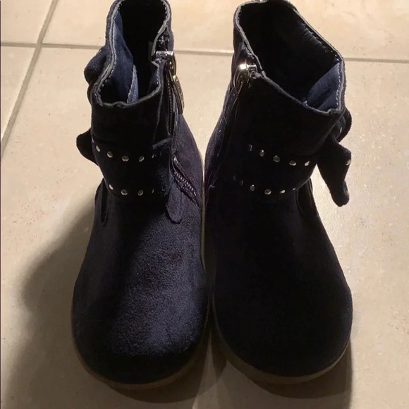 Baby Bebe Suede Boots Studded Infant Size 7Bootie New - Picture 4 of 8